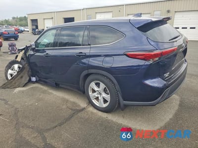 Drugie zdjęcie samochodu z przodu: 2020 TOYOTA HIGHLANDER LE VIN:5TDBZRBH7LS031656 - miniatura