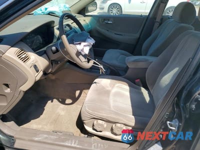 Zdjęcie 7 z 12 samochodu: 2000 HONDA ACCORD LX VIN:1HGCG6652YA021177 - miniatura