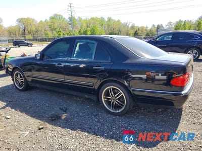 Drugie zdjęcie samochodu z przodu: 1999 MERCEDES-BENZ E 320 VIN:WDBJF65H7XA720354 - miniatura