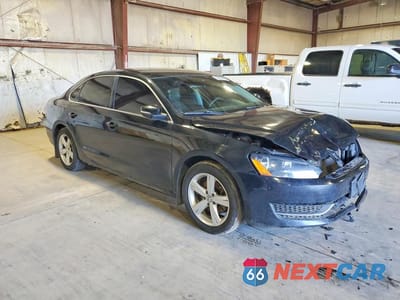 Czwarte zdjęcie samochodu z boku: 2012 VOLKSWAGEN PASSAT SE VIN:1VWBP7A38CC075616 - miniatura