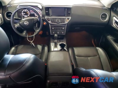 Zdjęcie 8 z 12 samochodu: 2019 NISSAN PATHFINDER SL VIN:5N1DR2MN3KC611811 - miniatura
