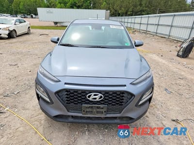 Piąte zdjęcie samochodu w środku: 2019 HYUNDAI KONA SE VIN:KM8K1CAAXKU374203 - miniatura