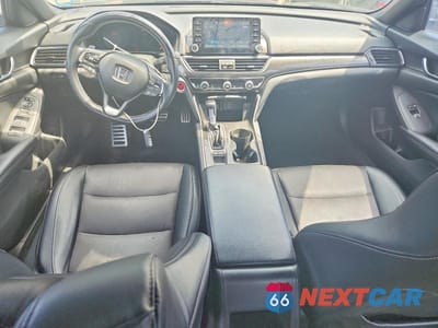 Zdjęcie 8 z 12 samochodu: 2018 HONDA ACCORD SPORT VIN:1HGCV1F39JA182476 - miniatura