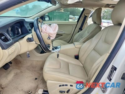 Zdjęcie 7 z 12 samochodu: 2016 VOLVO V60 T5 PREMIER VIN:YV140MEK2G1301998 - miniatura