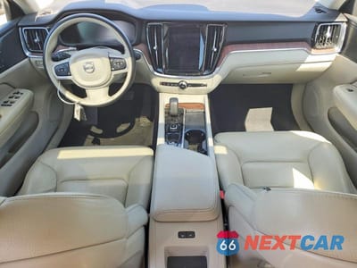 Zdjęcie 8 z 12 samochodu: 2022 VOLVO S60 B5 MOMENTUM VIN:7JRL12TZ3NG192059 - miniatura