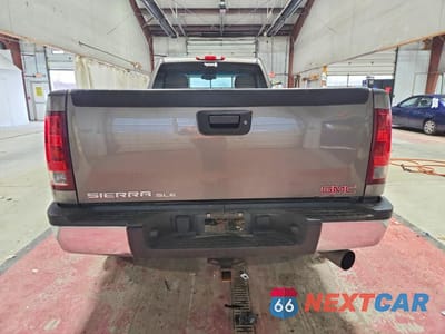 Zdjęcie 6 z 12 samochodu: 2013 GMC SIERRA K2500 SLE VIN:1GT020C86DF147101 - miniatura