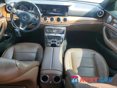 Zdjęcie 8 z 12 samochodu: 2017 MERCEDES-BENZ E 300 VIN:WDDZF4JB1HA040242 - miniatura