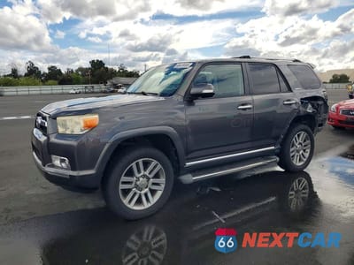 2011 TOYOTA 4RUNNER LIMITED JTEBU5JR2B5043361 - główne zdjęcie licytacji z USA - miniatura