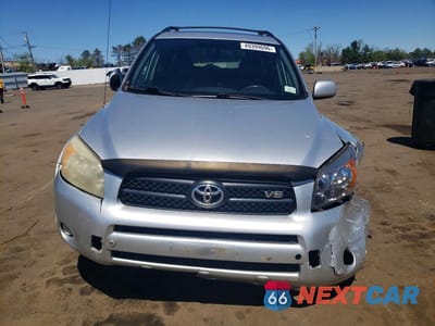 Piąte zdjęcie samochodu w środku: 2006 TOYOTA RAV4 SPORT VIN:JTMBK32V766000077 - miniatura