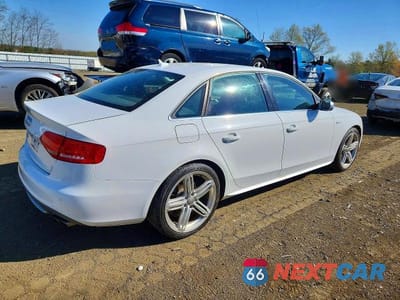 Trzecie zdjęcie samochodu z tyłu: 2011 AUDI S4 PREMIUM PLUS VIN:WAUBGAFL7BA109867 - miniatura