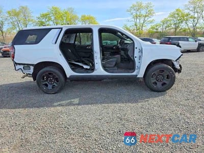 Zdjęcie 12 z 12 samochodu: 2022 CHEVROLET TAHOE K1500 VIN:1GNSKLED8NR304848 - miniatura