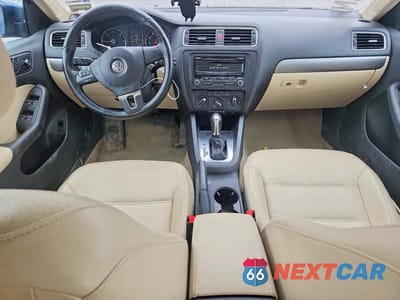 Zdjęcie 8 z 12 samochodu: 2014 VOLKSWAGEN JETTA TDI VIN:3VWLL7AJ0EM361508 - miniatura