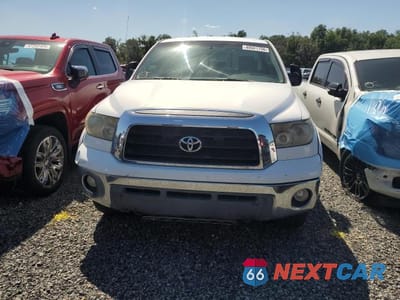 Piąte zdjęcie samochodu w środku: 2008 TOYOTA TUNDRA SR5 VIN:5TFBV541X8X053527 - miniatura