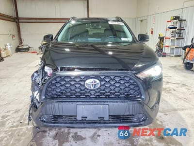 Piąte zdjęcie samochodu w środku: 2022 TOYOTA COROLLA CROSS LE VIN:7MUBAABG0NV011175 - miniatura