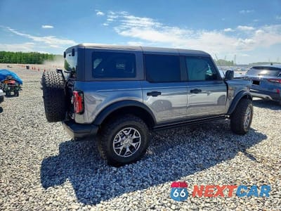 Trzecie zdjęcie samochodu z tyłu: 2025 FORD BRONCO BADLANDS VIN:1FMEE9BP1SLB71519 - miniatura