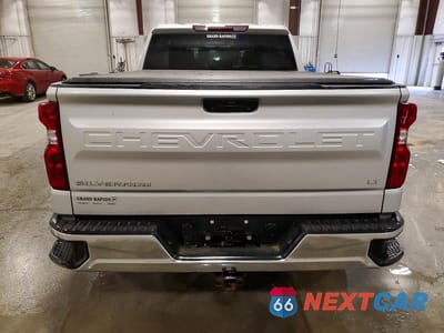 Zdjęcie 6 z 12 samochodu: 2022 CHEVROLET SILVERADO LTD K1500 LT VIN:1GCUYDED5NZ151836 - miniatura