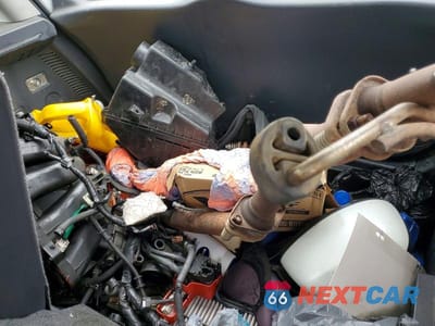 Zdjęcie 12 z 13 samochodu: 2012 SUZUKI SX4 VIN:JS2YB5A39C6304423 - miniatura