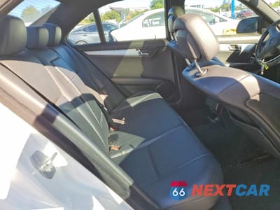 Zdjęcie 10 z 12 samochodu: 2008 MERCEDES-BENZ C 300 4MATIC VIN:WDDGF81X28F150116 - miniatura