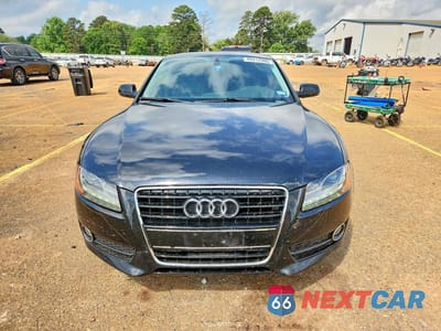 Piąte zdjęcie samochodu w środku: 2010 AUDI A5 PREMIUM PLUS VIN:WAUCKAFR3AA074833 - miniatura