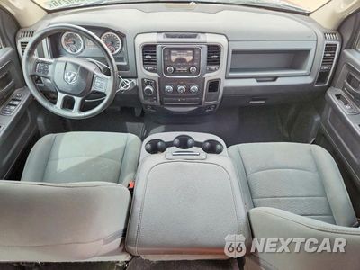 Zdjęcie 8 z 13 samochodu: 2016 RAM 1500 ST VIN:1C6RR7FG5GS374443 - miniatura