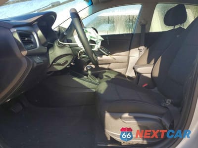 Zdjęcie 7 z 13 samochodu: 2023 KIA RIO S VIN:3KPA24AD9PE530847 - miniatura