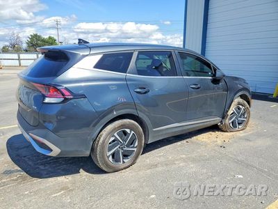 Trzecie zdjęcie samochodu z tyłu: 2025 KIA SPORTAGE LX VIN:KNDPUCDG8S7192029 - miniatura