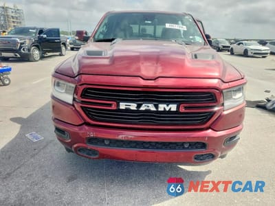 Piąte zdjęcie samochodu w środku: 2019 RAM 1500 LARAMIE VIN:1C6RREJT0KN720933 - miniatura