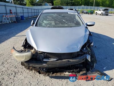 Piąte zdjęcie samochodu w środku: 2013 HYUNDAI ELANTRA GLS VIN:5NPDH4AE3DH288990 - miniatura