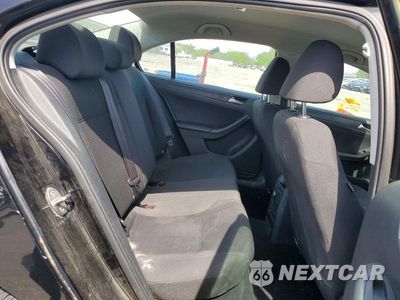 Zdjęcie 10 z 12 samochodu: 2015 VOLKSWAGEN JETTA VIN:3VW2K7AJ7FM266010 - miniatura