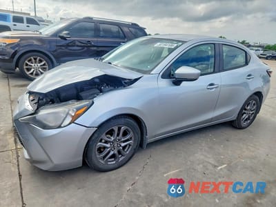 2020 TOYOTA YARIS LE 3MYDLBYV1LY708368 - główne zdjęcie licytacji z USA - miniatura