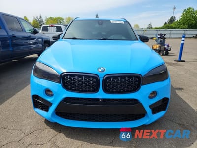 Piąte zdjęcie samochodu w środku: 2017 BMW X5 M VIN:5YMKT6C34H0U39407 - miniatura