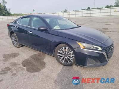 Czwarte zdjęcie samochodu z boku: 2025 NISSAN ALTIMA 2.5 SV VIN:1N4BL4DV0SN391384 - miniatura