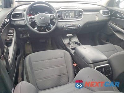 Zdjęcie 8 z 12 samochodu: 2019 KIA SORENTO LX V6 VIN:5XYPGDA57KG559912 - miniatura