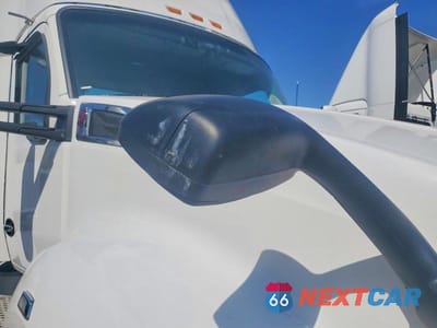 Zdjęcie 10 z 10 samochodu: 2016 KENWORTH T680 SEMI TRUCK VIN:1XKYA48X2GJ124840 - miniatura