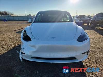 Piąte zdjęcie samochodu w środku: 2022 TESLA MODEL Y VIN:7SAYGDEE0NF459132 - miniatura