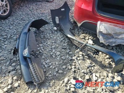 Zdjęcie 13 z 14 samochodu: 2005 TOYOTA SIENNA XLE 7 PASSENGER VIN:5TDBA22C05S033089 - miniatura