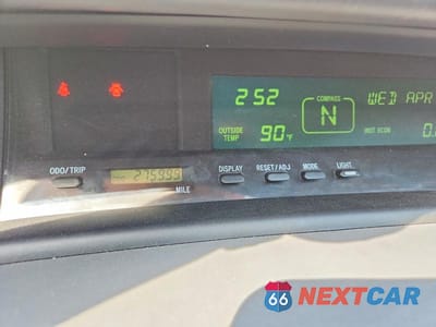 Zdjęcie 9 z 12 samochodu: 2001 TOYOTA AVALON XLS VIN:4T1BF28B71U190233 - miniatura