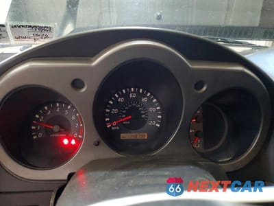 Zdjęcie 9 z 11 samochodu: 2003 NISSAN FRONTIER SVE-V6 VIN:1N6MD29Y13C452890 - miniatura