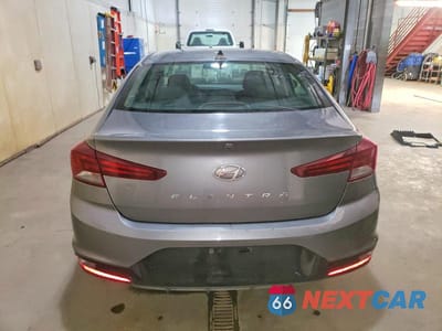 Zdjęcie 6 z 11 samochodu: 2019 HYUNDAI ELANTRA SEL VIN:5NPD84LF8KH462040 - miniatura