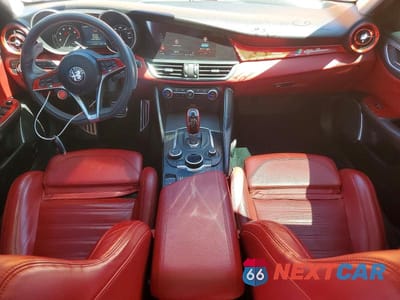 Zdjęcie 8 z 13 samochodu: 2019 ALFA ROMEO GIULIA TI VIN:ZARFAMBNXK7621205 - miniatura