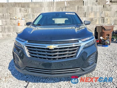 Piąte zdjęcie samochodu w środku: 2022 CHEVROLET EQUINOX LS VIN:2GNAXHEV7N6103523 - miniatura