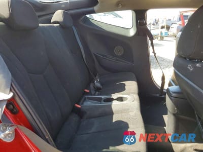 Zdjęcie 10 z 13 samochodu: 2013 HYUNDAI VELOSTER BASE VIN:KMHTC6AD2DU169746 - miniatura