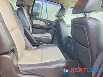 Zdjęcie 11 z 13 samochodu: 2008 CHEVROLET SUBURBAN K1500 LS VIN:3GNFK16368G301706 - miniatura
