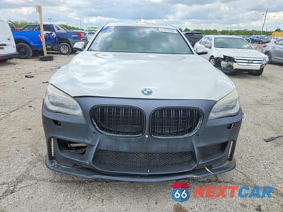 Piąte zdjęcie samochodu w środku: 2015 BMW 750 LI VIN:WBAYE8C55FD781476 - miniatura