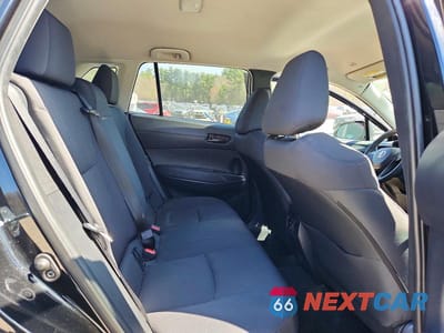 Zdjęcie 11 z 13 samochodu: 2024 TOYOTA COROLLA CROSS LE VIN:7MUCAABG5RV112318 - miniatura