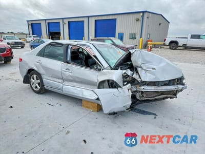 Czwarte zdjęcie samochodu z boku: 2005 HONDA ACCORD EX VIN:1HGCM56835A131342 - miniatura