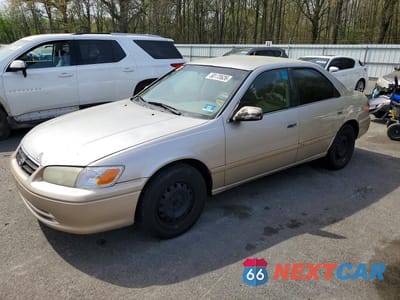 2001 TOYOTA CAMRY LE 4T1BG22K21U810959 - główne zdjęcie licytacji z USA - miniatura