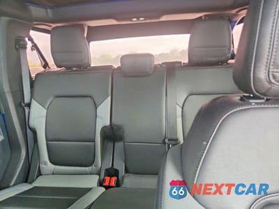 Zdjęcie 10 z 13 samochodu: 2023 FORD BRONCO BASE VIN:1FMEE5DH9PLB63156 - miniatura