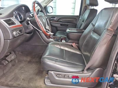 Zdjęcie 7 z 13 samochodu: 2013 CADILLAC ESCALADE ESV VIN:1GYS4GEF7DR188093 - miniatura