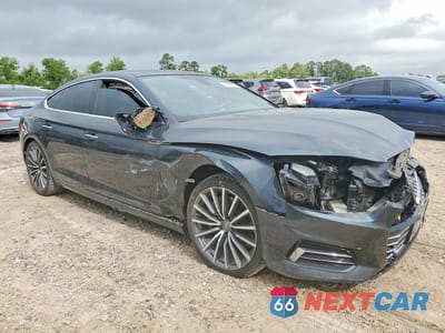 Czwarte zdjęcie samochodu z boku: 2018 AUDI A5 PREMIUM PLUS VIN:WAUBNCF56JA058654 - miniatura